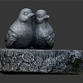 Decorative Bird Ornament Set with Circular Floral Patterned Blue Base for Home Decoration