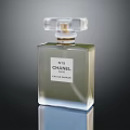 Chanel N°5 Eau de Parfum Transparent Square Glass Perfume Bottle Classic Design