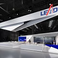 LEAD Brand Modern Exhibition Booth With White Blue Design And Display Screen