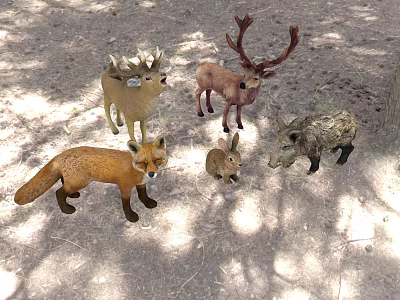 Reptile And Mammal Animal Models In Natural Outdoor Sunlit Scene 3d model