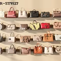 Fashionable Various Style Handbags With Different Colors For Daily Use