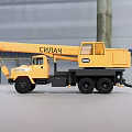 Yellow Heavy Duty Crane Truck With Lifting Arm For Industrial Construction Sites