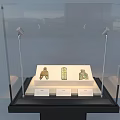 Transparent Glass Display Cabinet With Lighting For Museum Artifacts And Labels