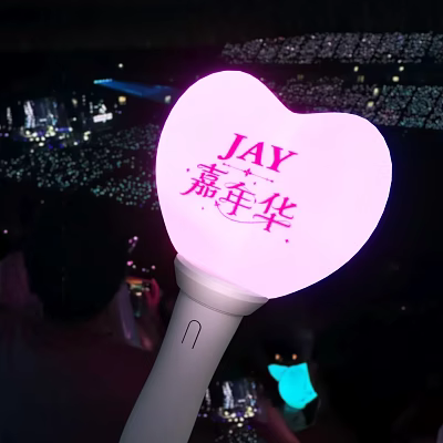 Glowing Heart Shaped Light Stick Perfect For Concert And Daily Use 3d model Glowing Heart Shaped Light Stick Perfect For Concert And Daily Use 3d model