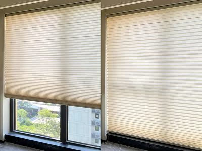 Beige Window Blinds Filtering Sunlight For Bright Room With Outdoor Green View 3d model