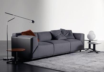 Modern Meridiani three-seat sofa 3d model