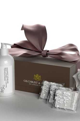 Toiletries 3d model