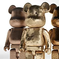 Decorative Gold Bronze Metal Bear Figurines With Textured Surfaces For Home Decor
