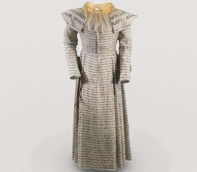 Vintage Style Long Dress With Text Details And Ruffled Collar Design 3d model