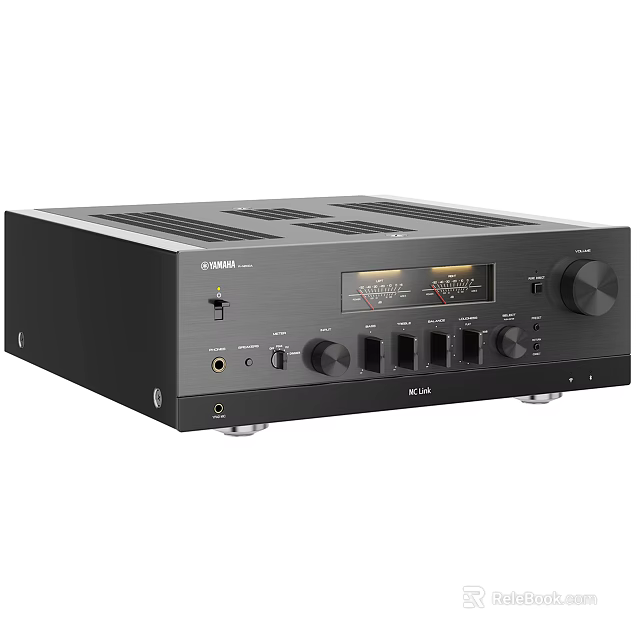 Sleek Black YAMAHA AV Receiver with Control Knobs Display Panel and Audio Controls 3d model 