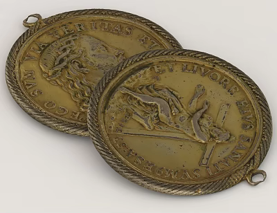 Two Round Vintage Brass Decorative Plaques With Carved Designs And Rope Edges 3d model Two Round Vintage Brass Decorative Plaques With Carved Designs And Rope Edges 3d model