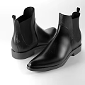 Black Leather Chelsea Ankle Boots With Elastic Side Panels And Classic Design