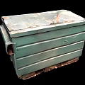 Vintage Green Metal Storage Box Equipment With Rustic Surface And Durable Structure 3d model