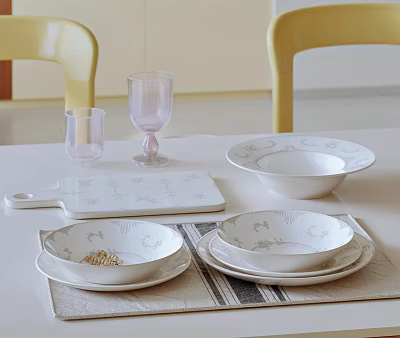 Elegant White Tableware Set With Glasses Placemats And Cutting Board 3d model