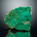 Vibrant Green Natural Stone Material With Polished Surface And Unique Texture For Home Decor Use