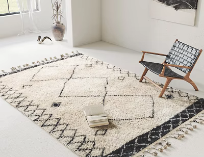 Square Cream Black Geometric Pattern Rug With Tassels And Woven Chair In Minimalist Room 3d model