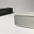 Bose Modern Design Speakers in Black and White for Premium Audio Experience 3d model