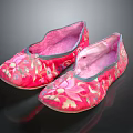 Pink Embroidered Flat Shoes With Traditional Floral Patterns And Soft Inner Lining