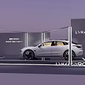LYNK&CO 09 EM-P Photo Check In Spot With Modern Display And White Car