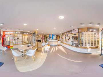 Glasses Shop Daytime HDR texture (ID:ffabg12911)