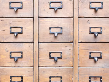 Cabinet creamy-white cabinet wood grain texture (ID:ffagg45583)