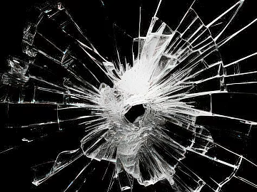 Broken glass texture (ID:ffaeh376756)