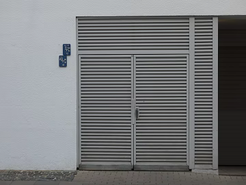 Metal door texture (ID:ffaeg87573)